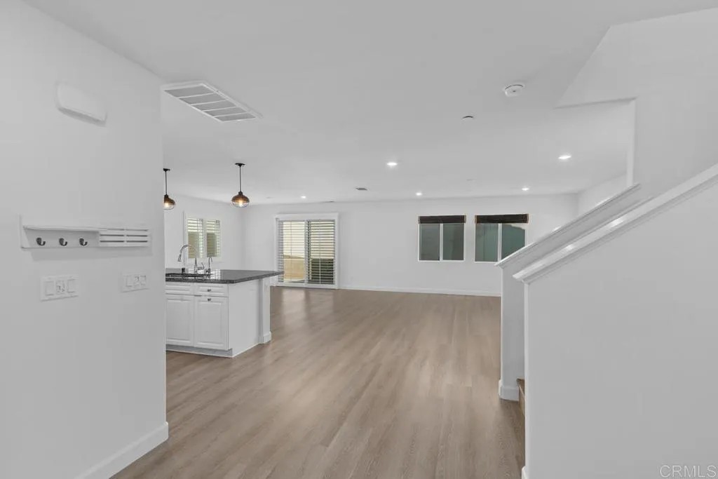 10449 Nighthawk Court