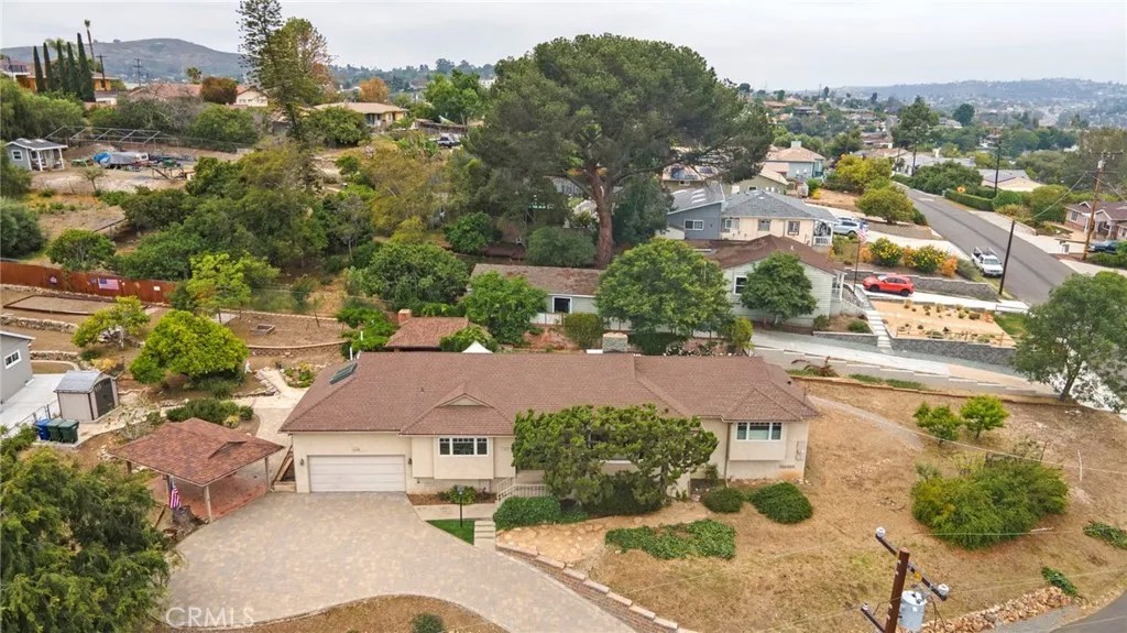 10405 Loma Rancho Drive