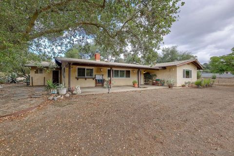 Photo of 3910 Prairie Dr, Jamul, CA 91935 (MLS # 250040639)