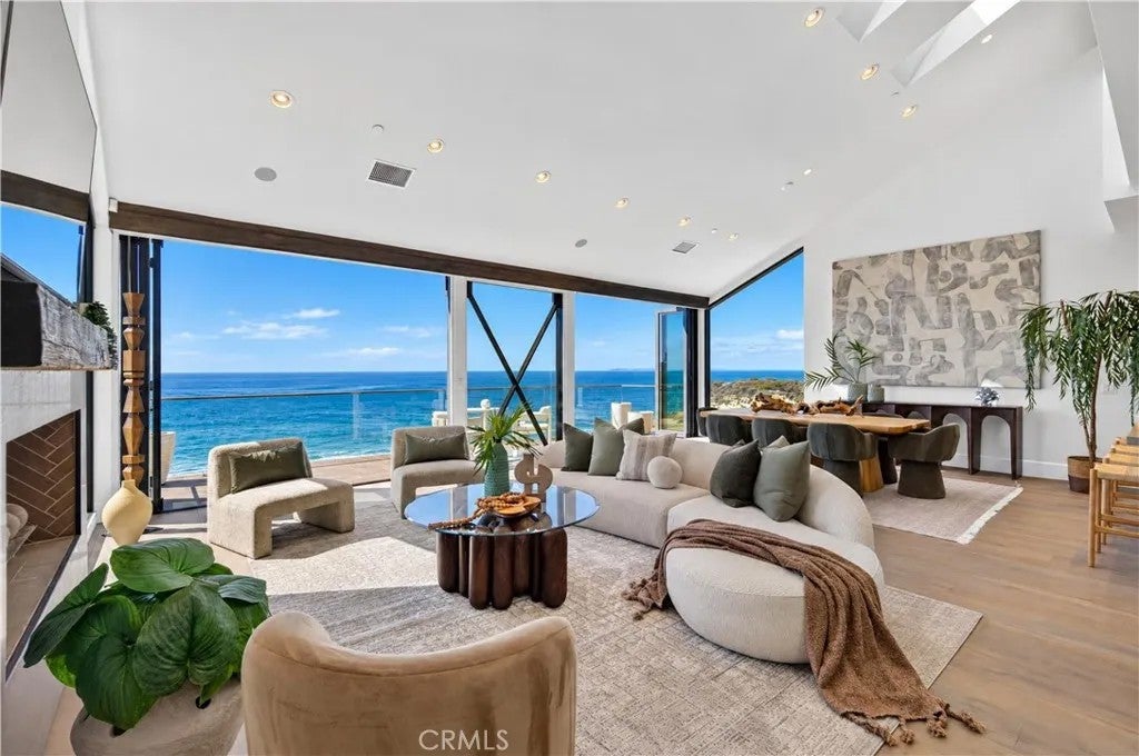 33 Bay Drive