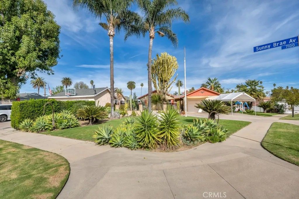 Photo of 20539 Enadia Way, Winnetka, CA 91306 (MLS # SR25279007)