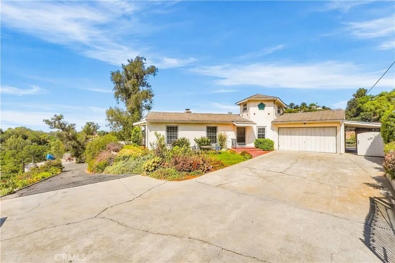 1431 Vista del Valle Way