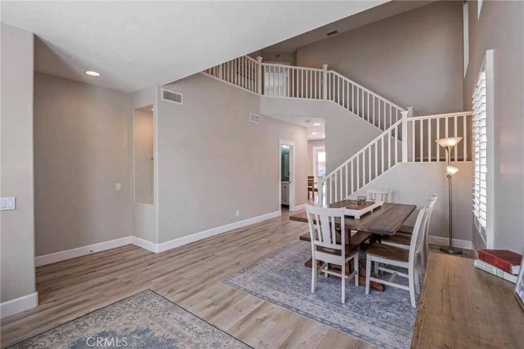 25 Radiance Lane
