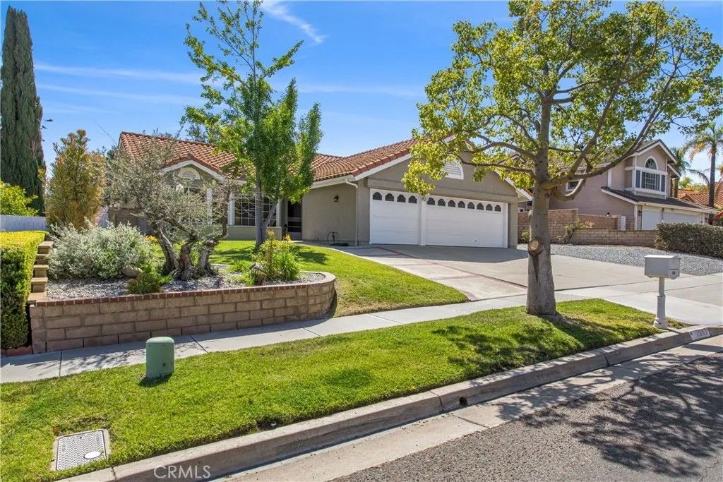 Photo of 2567 Via Pacifica, Corona, CA 92882 (MLS # PW26091274)