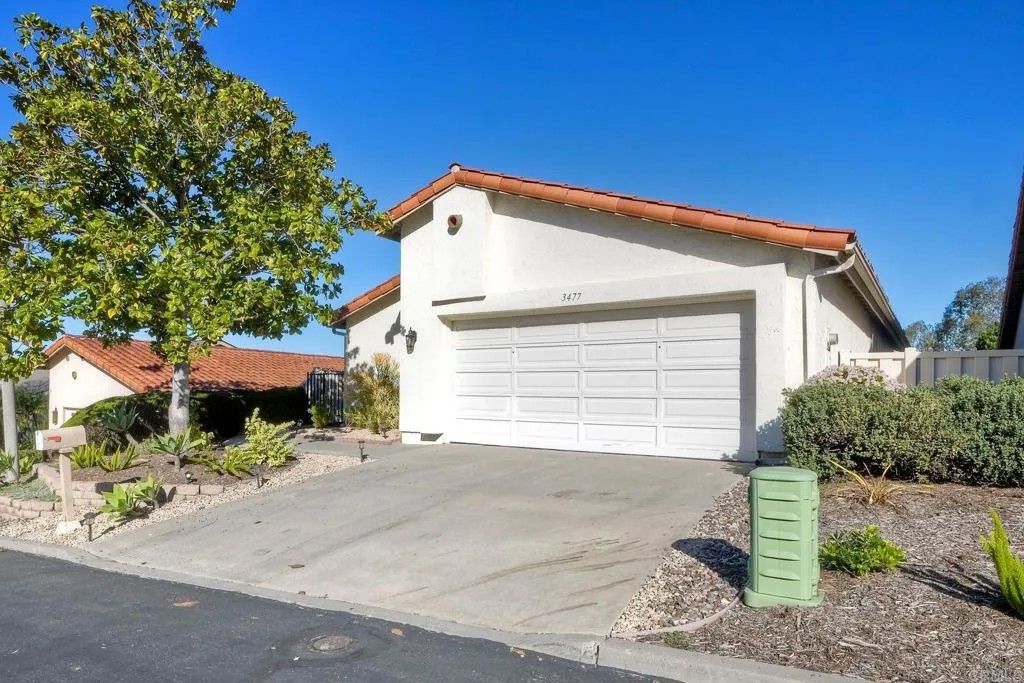 Photo of 3477 N Sundown Ln, Oceanside, CA 92056 (MLS # NDP2600586)