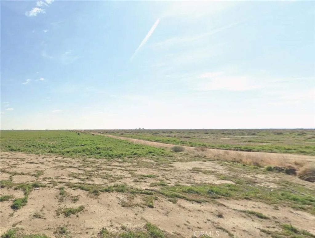 Photo of 7801 West Avenue C, Antelope Acres, CA 93536 (MLS # SR26009330)