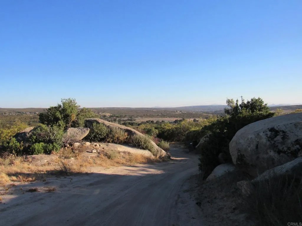29 Old Highway 80