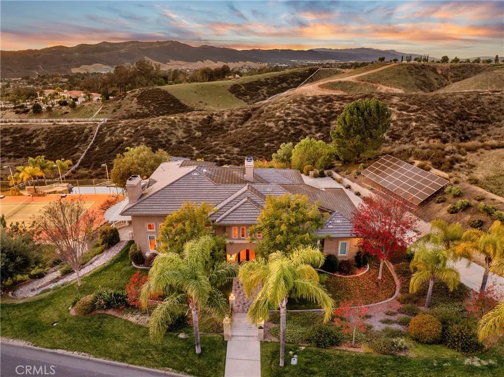 43845 Calle De Velardo