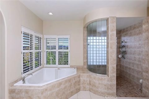 Tiny photo for 43845 Calle De Velardo, Temecula, CA 92592 (MLS # SW25273016)