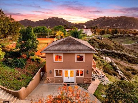 Tiny photo for 43845 Calle De Velardo, Temecula, CA 92592 (MLS # SW25273016)