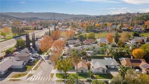 Tiny photo for 27967 Urbandale Ave, Saugus, CA 91350 (MLS # SR25273116)