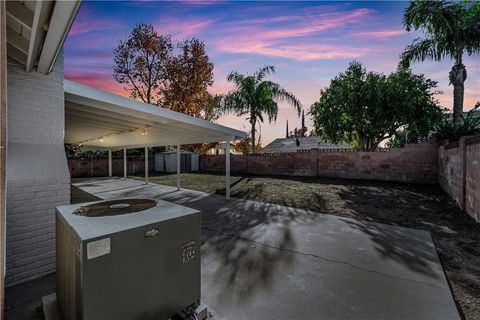 Tiny photo for 27967 Urbandale Ave, Saugus, CA 91350 (MLS # SR25273116)