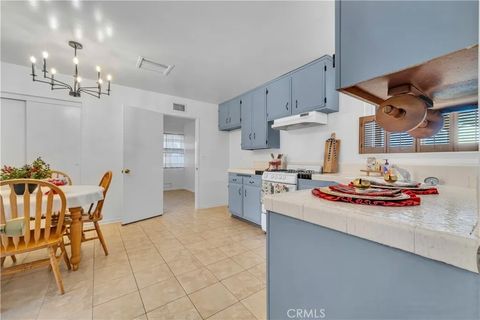 Tiny photo for 27967 Urbandale Ave, Saugus, CA 91350 (MLS # SR25273116)