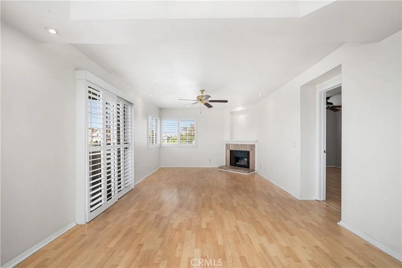 535 W 4th 311