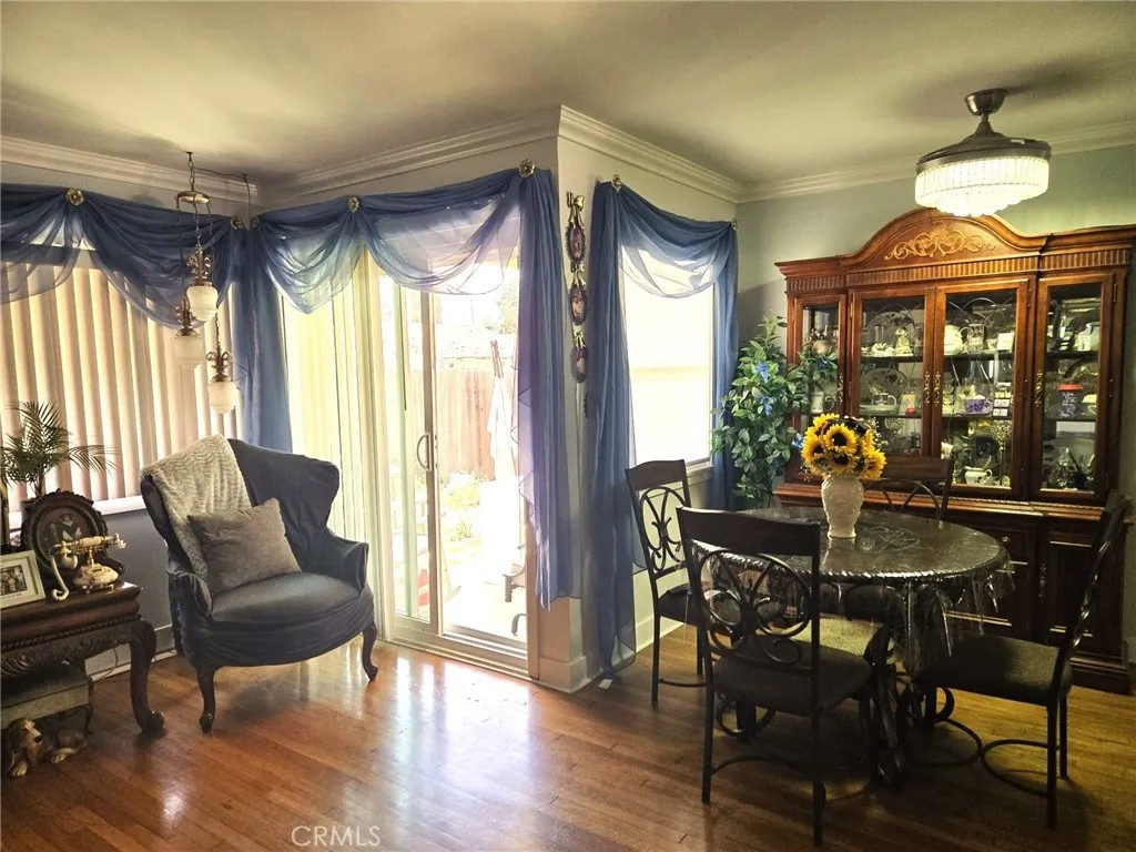 1668 W Wisteria