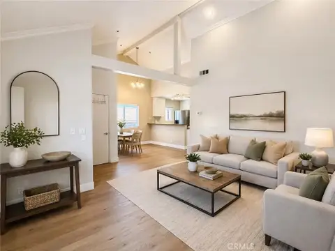 MLS: OC26088802