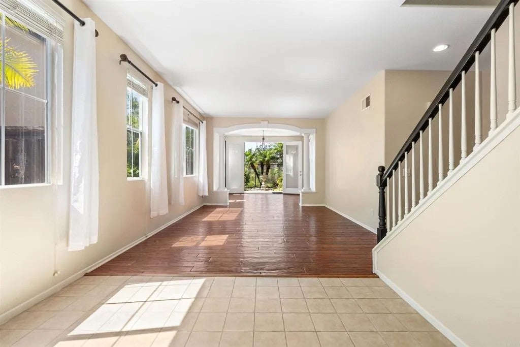 5276 Willow Walk