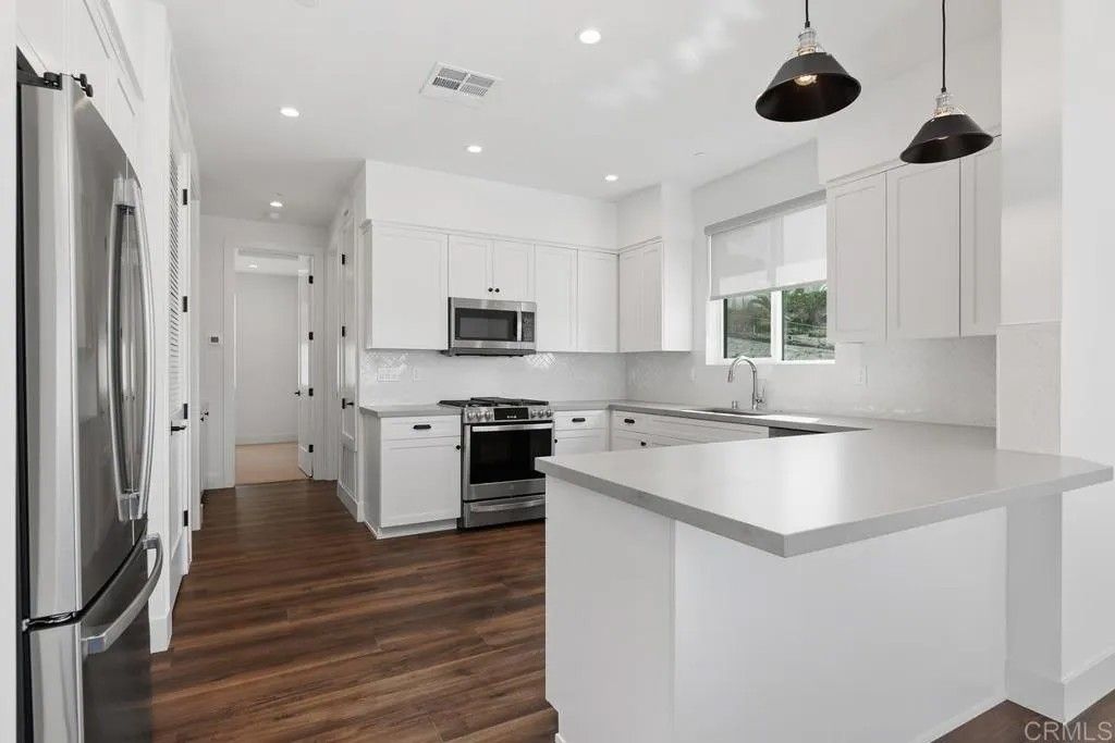 Photo of 1247 Stonemark Place #ADU, Vista, CA 92081 (MLS # NDP2511612)