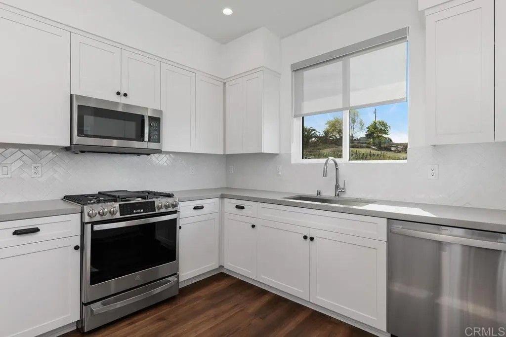 Photo of 1247 Stonemark Place #ADU, Vista, CA 92081 (MLS # NDP2511612)