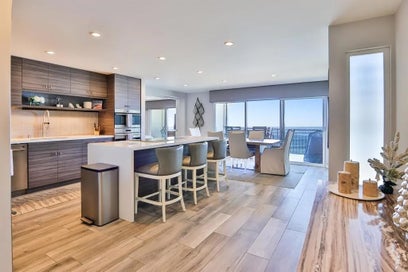 861 Beachfront B Solana Beach CA 92075