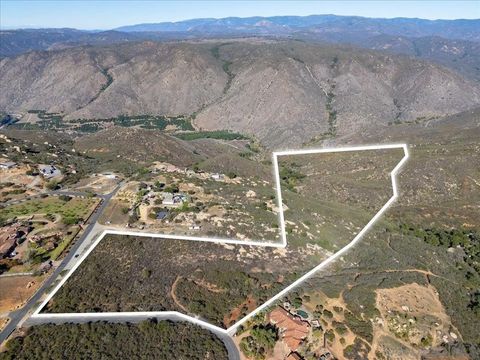 Hawkeye Downs Way A70 Ramona CA 92065