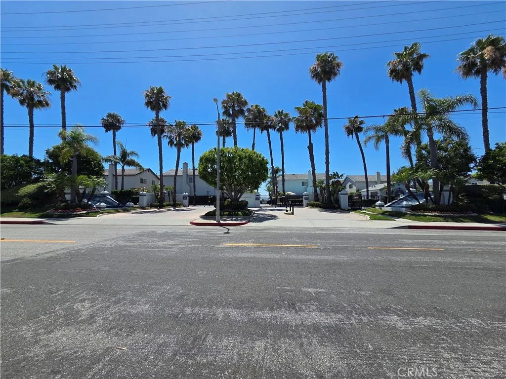 1331 Abraham Terrace