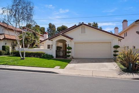 4045 CAMINITO CASSIS San Diego CA 92122