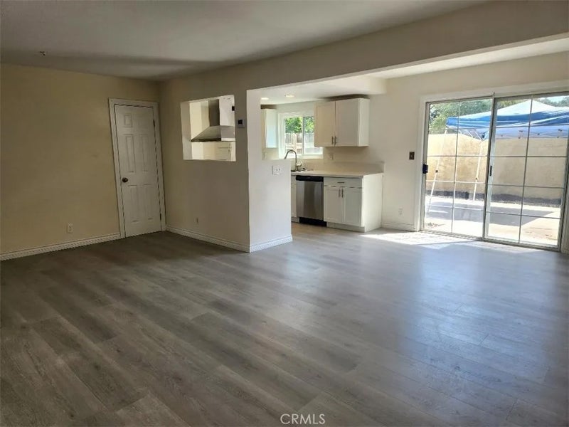 1573 S Reservoir Street j