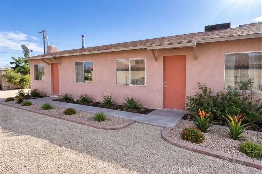 Photo of 6565 Morongo, 29 Palms, CA 92277 (MLS # SW26010794)