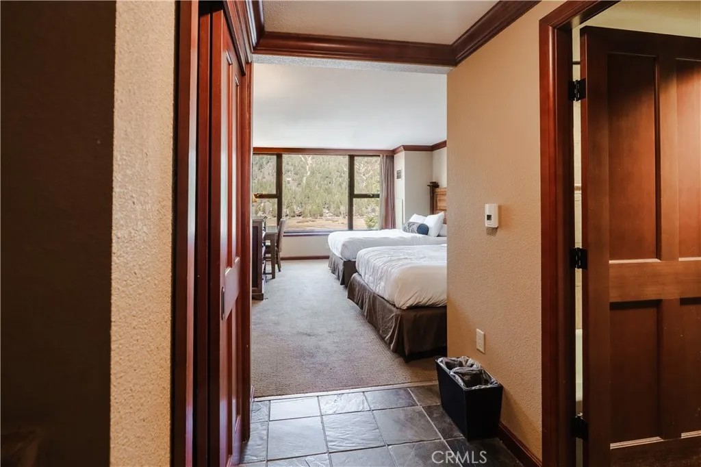 400 Resort Rd 834/836