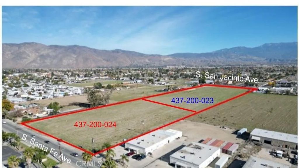 Photo of 1231 S Santa Fe Ave, San Jacinto, CA 92583 (MLS # TR25217132)