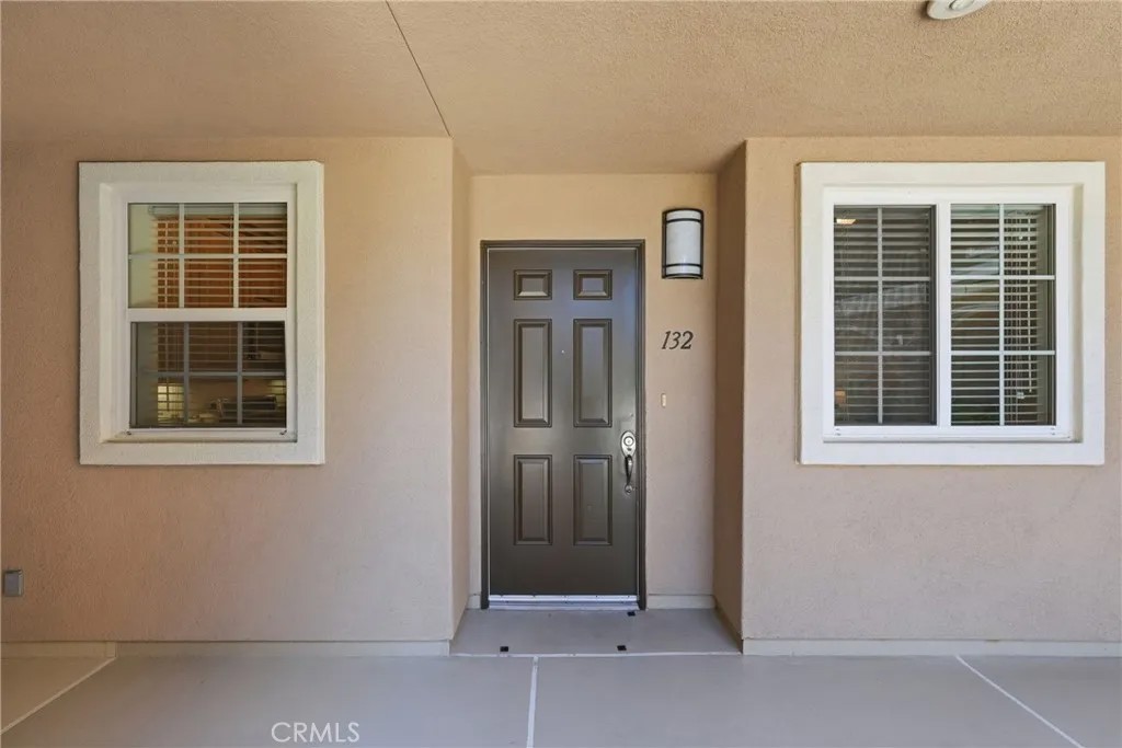 2750 Artesia 132