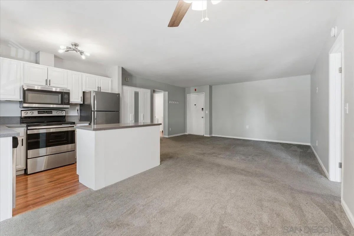 7855 Cowles Mountain Ct. A15