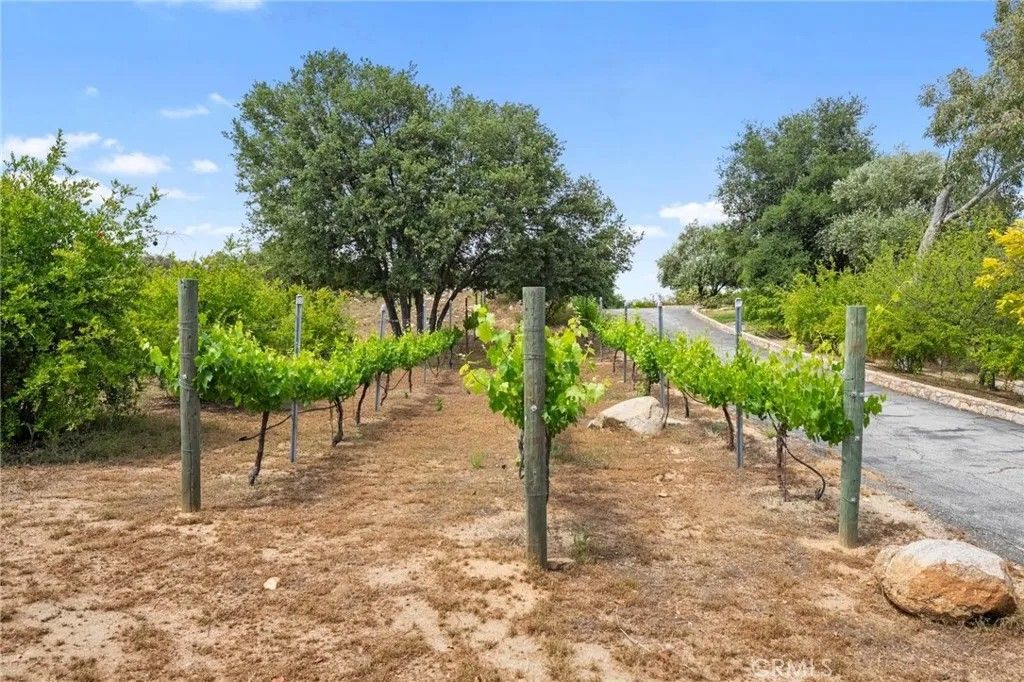 Photo of 0 Hombre, Murrieta, CA 92562 (MLS # SW25118114)