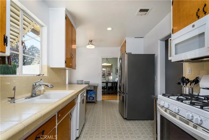 10414 Fortrose Court