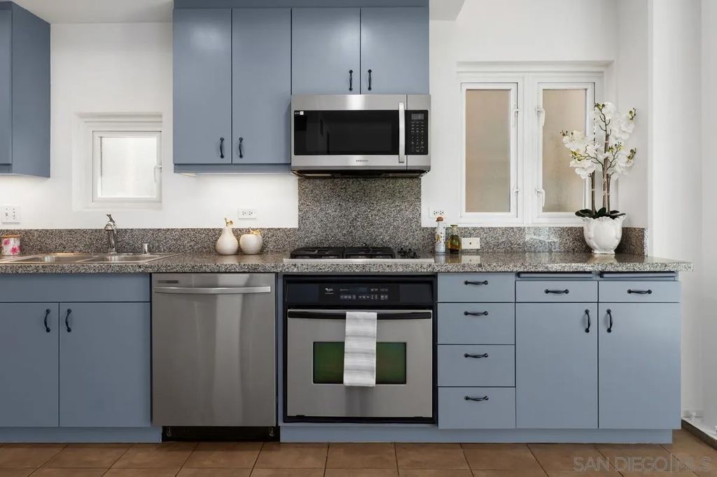 Photo of 550 15Th St #401, San Diego, CA 92101 (MLS # 260005821)