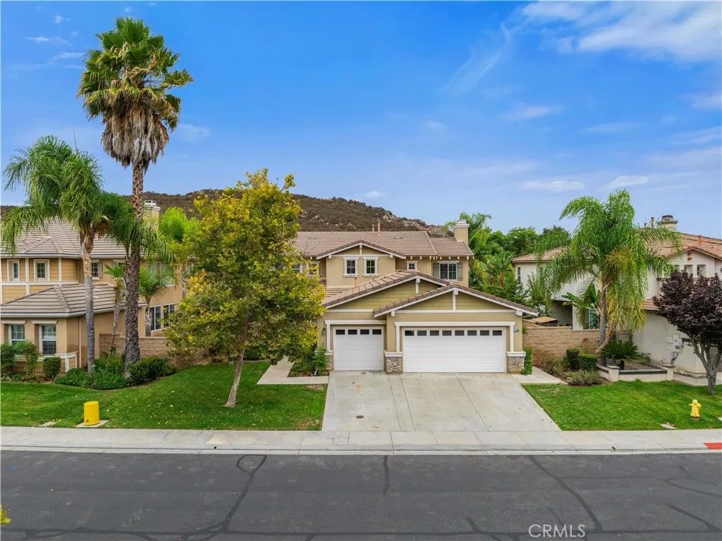 Photo of 27158 Tube Rose Street, Murrieta, CA 92562 (MLS # SW25198042)