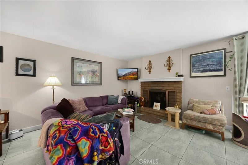 1402 Vista Grande