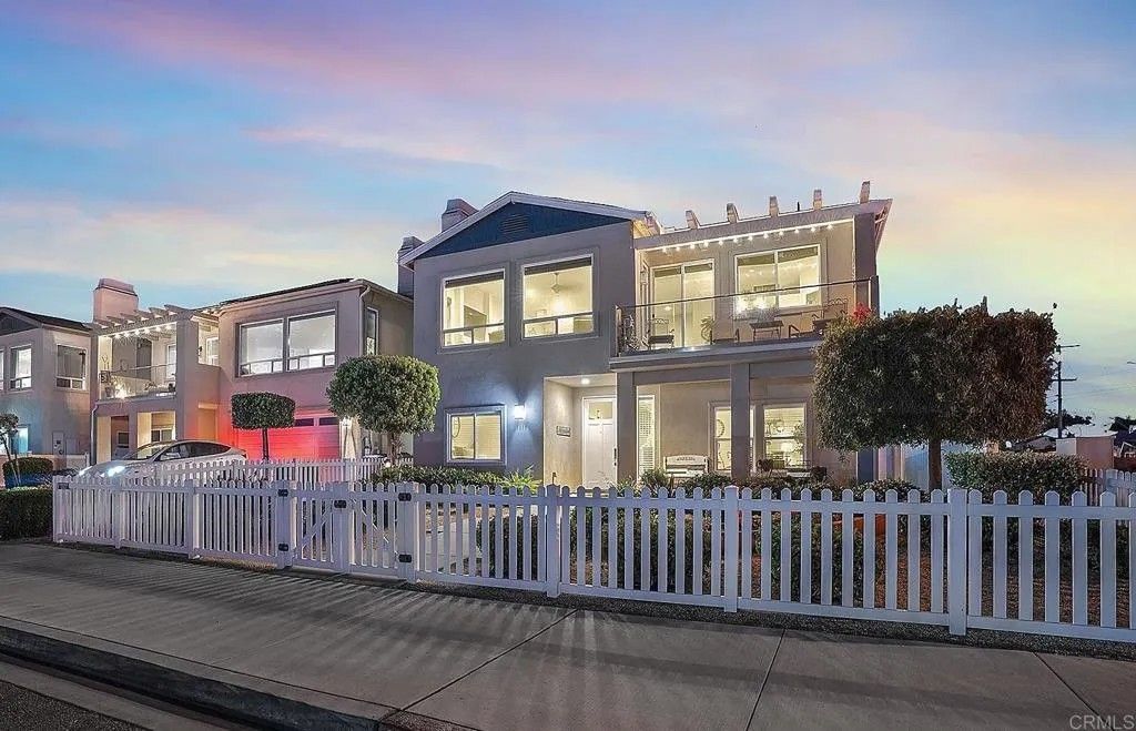 Photo of 1019 Cherry Avenue, Imperial Beach, CA 91932 (MLS # PTP2603808)