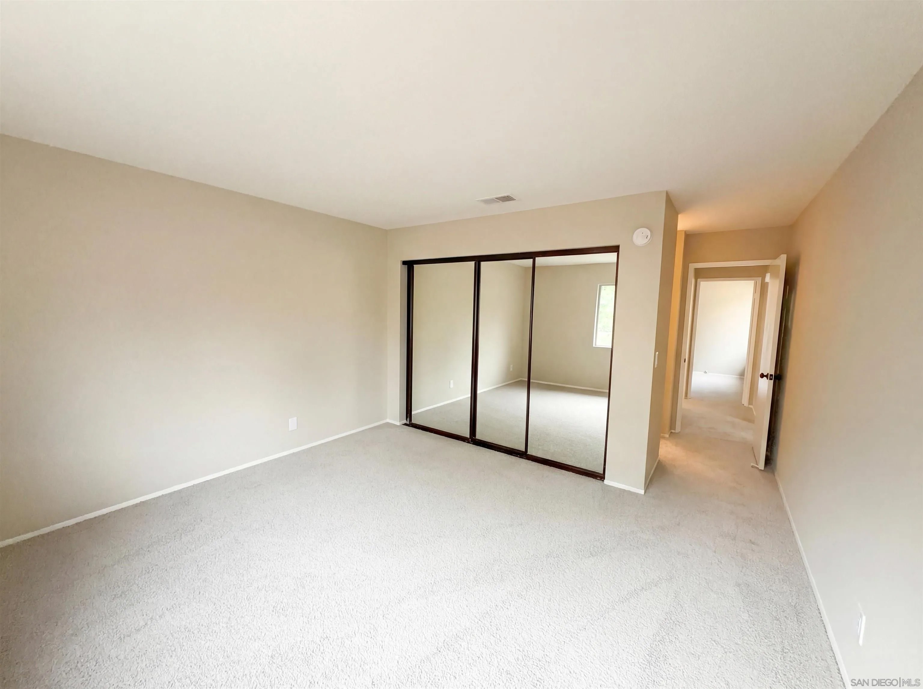 11231 Avenida De Los Lobos H