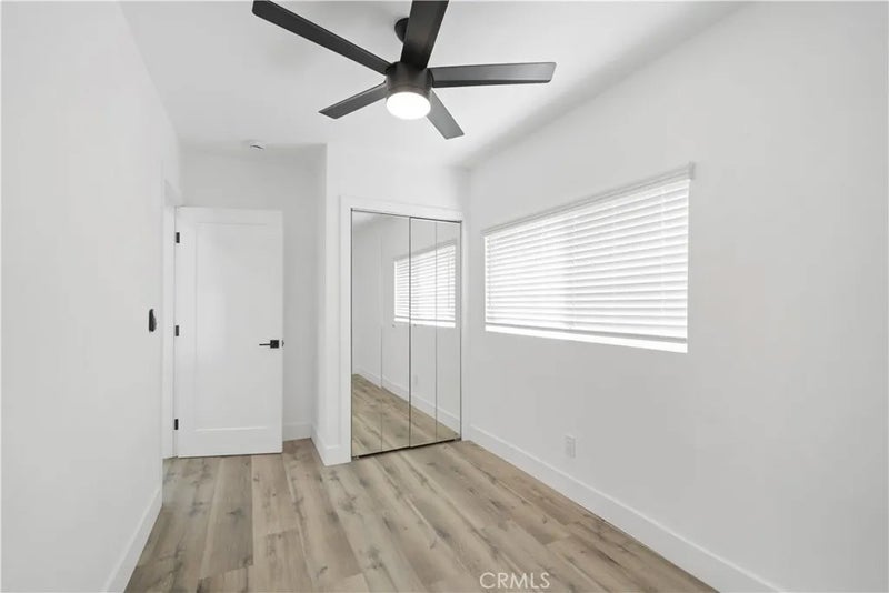 6025 Bellflower