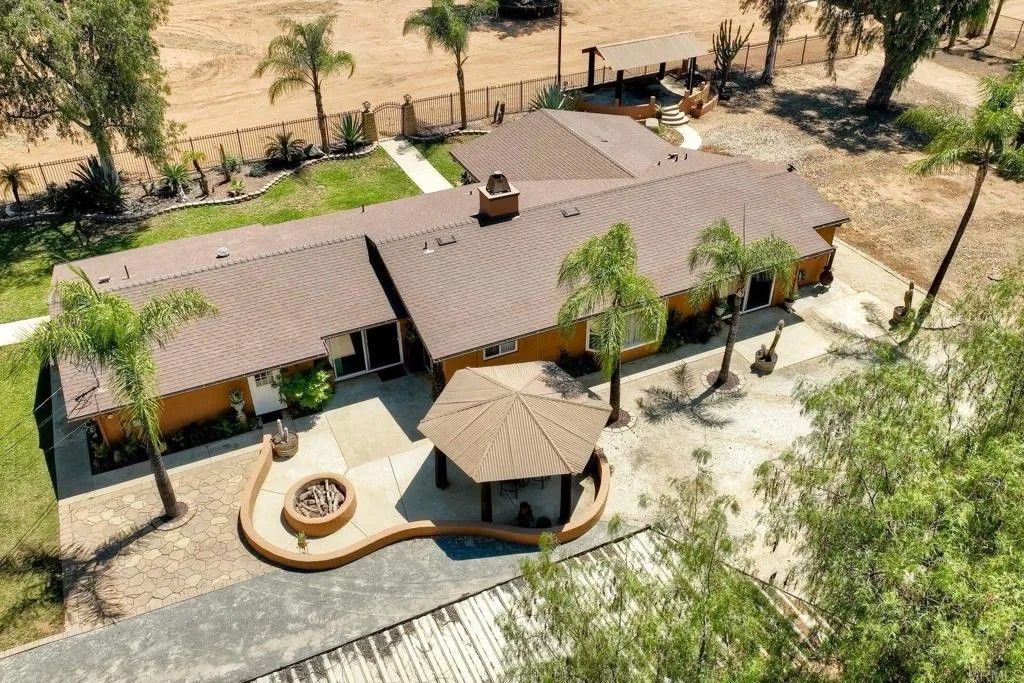 Photo of 30265 Miller Road, Valley Center, CA 92082 (MLS # NDP2506144)