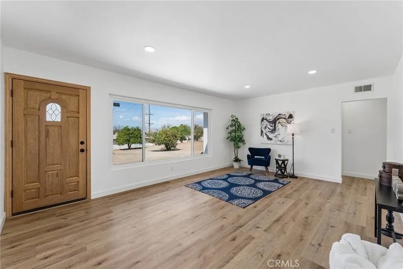 4818 Crestview
