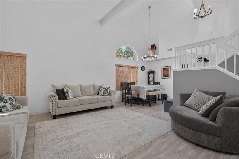 1912 Silverwood Circle