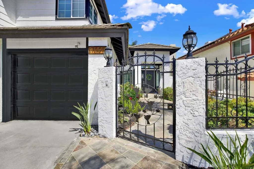 17095 Carranza Drive