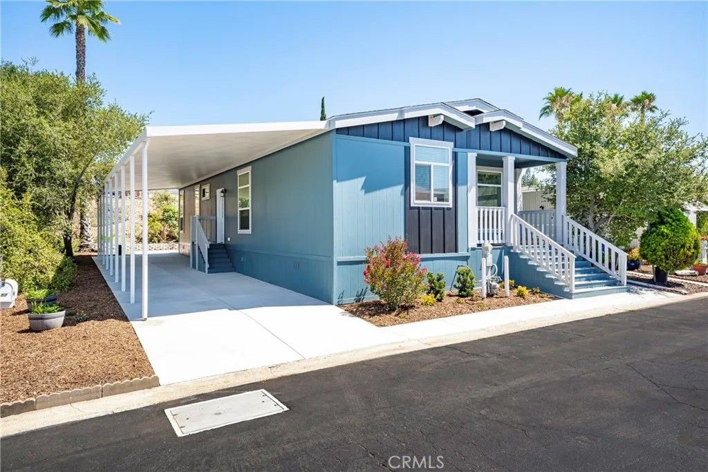 Photo of 1120 E Mission Rd #57, Fallbrook, CA 92028 (MLS # OC26018990)