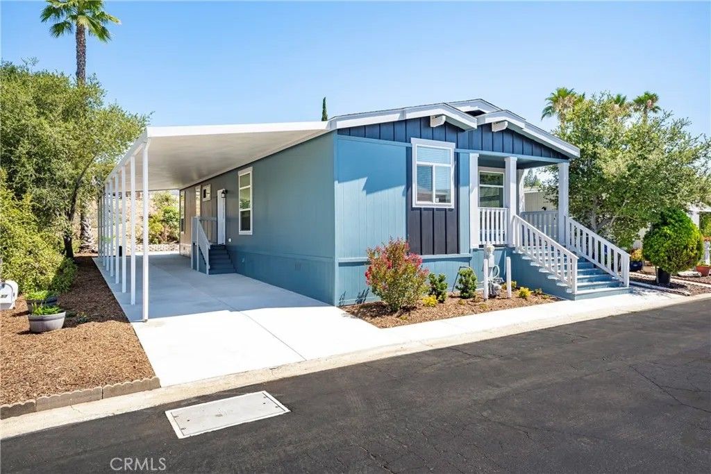 Photo of 1120 E Mission Rd #57, Fallbrook, CA 92028 (MLS # OC26018990)