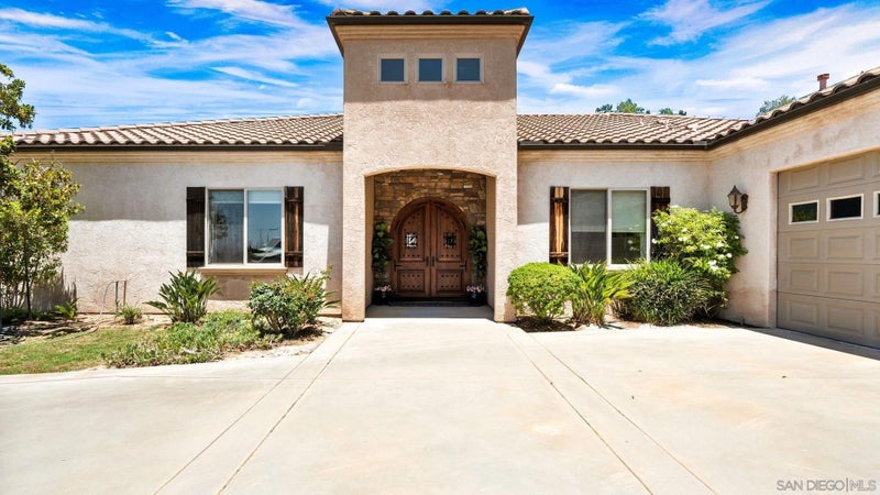 1485 Santa Fe Hills