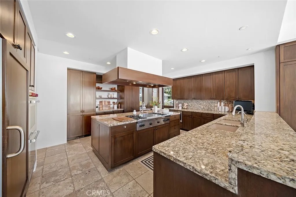523 Emerald Bay