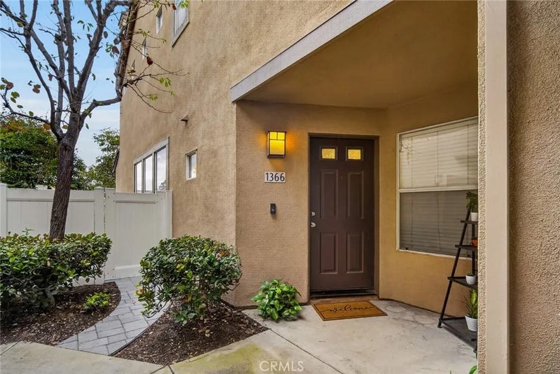 1366 S Country Glen Way
